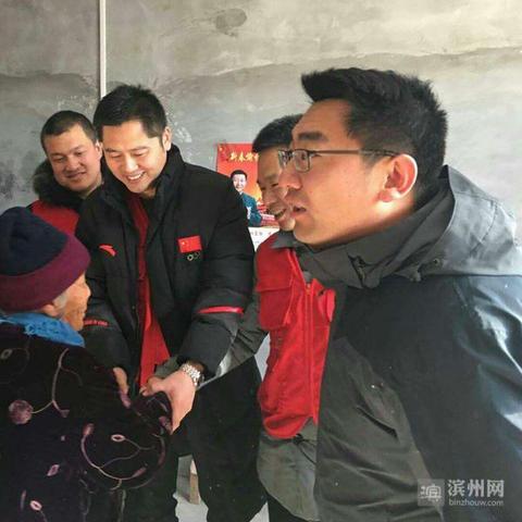 深入探讨《侠义柔情》手游中哪个职业最强：实力、玩法与角色分析全解析